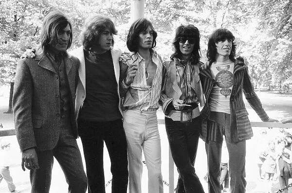 Rolling Stones : Introducing the Mick Taylor (2nd left) who took Brian Jones place in