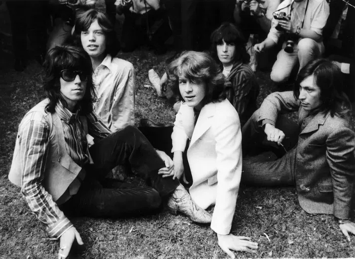 Framed Print : Rolling Stones : Introducing the Mick Taylor (centre photo Framed Print : Rolling Stones : Introducing the Mick Taylor (centre photo