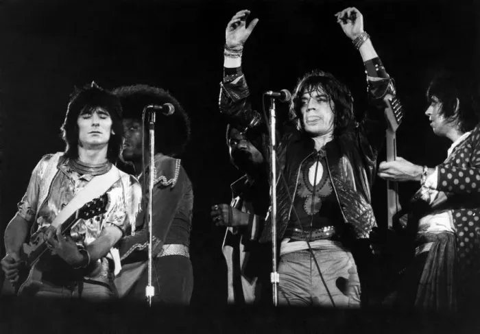 Framed Print : Rolling Stones at Krebworth Pop Festival 21 August 1976 Mick Jagger on stage with Ronnie Framed Print : Rolling Stones at Krebworth Pop Festival 21 August 1976 Mick Jagger on stage with Ronnie