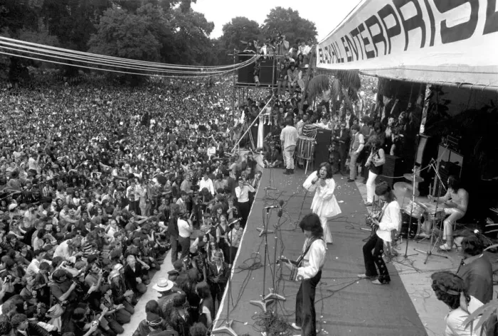 Framed Print : The Rolling Stones on stage at their free concert in London Framed Print : The Rolling Stones on stage at their free concert in London
