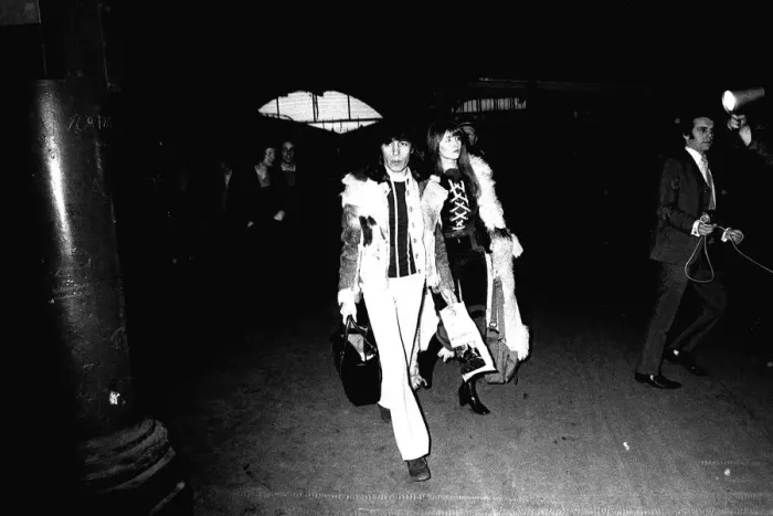 Framed Print : Rolling Stones: Bill Wyman & his girlfriend Astrid arrive at Newcastle Central Station Framed Print : Rolling Stones: Bill Wyman & his girlfriend Astrid arrive at Newcastle Central Station