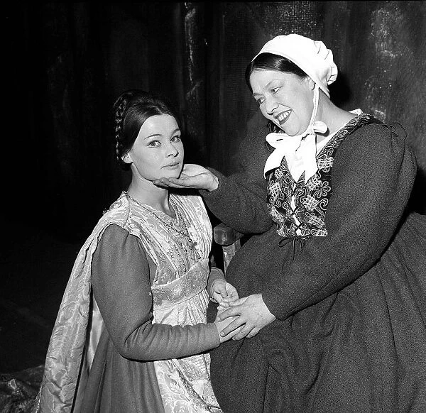 'Romeo and Juliet'October 1960 Judi Dench as Juliet
