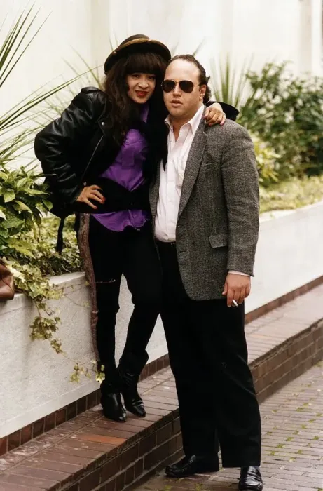 Framed Print : Ronnie Spector October 1991. Lead singer of The Ronettes & former wife of Framed Print : Ronnie Spector October 1991. Lead singer of The Ronettes & former wife of
