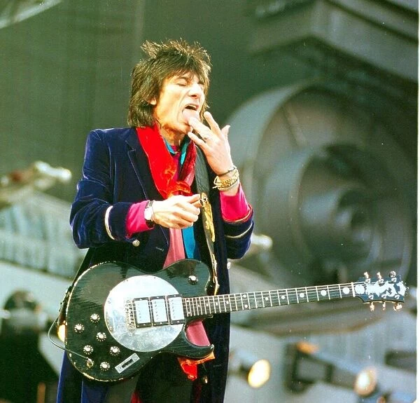 Ronnie Wood with the Rolling Stones in concert June 1999 at Murrayfield Stadium