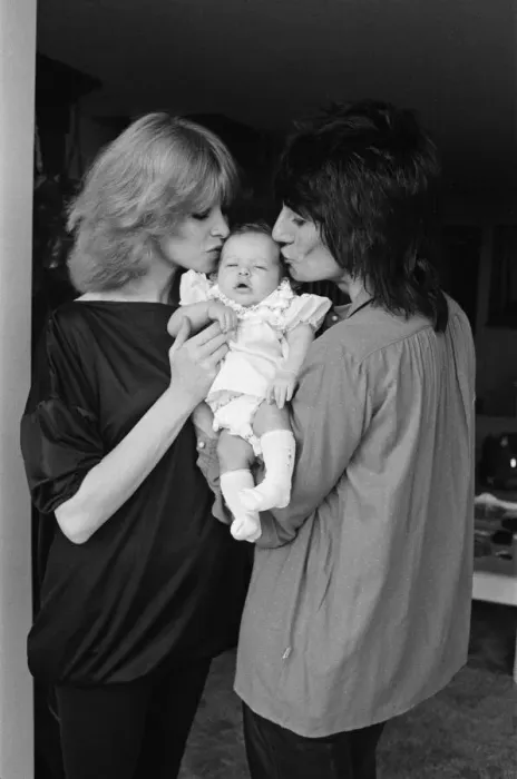 Framed Print : Ronnie Wood, his wife Jo Wood introduce their daughter Leah, aged 5 weeks old