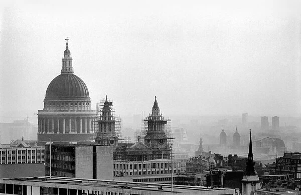 Rooftop Airport St Pauls. Heliport. January 1975 75-00250