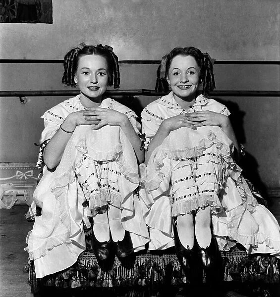 Rosemary (L) & Elizabeth ( R) dressed as the 15 year old twin sisters of Victorian Times