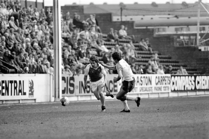 Framed Print : Rotherham 2 v. Luton 2. April 1982 MF06-38-028 Local Caption Division 2 Football Framed Print : Rotherham 2 v. Luton 2. April 1982 MF06-38-028 Local Caption Division 2 Football