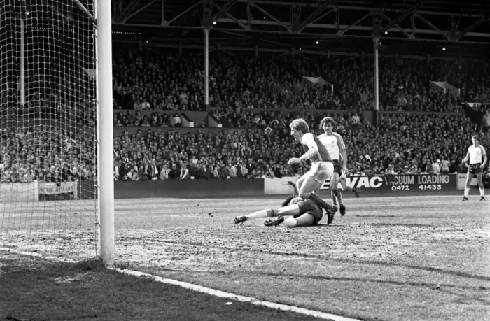 Framed Print : Rotherham 2 v. Luton 2. April 1982 MF06-38-039 Local Caption Division 2 Football Framed Print : Rotherham 2 v. Luton 2. April 1982 MF06-38-039 Local Caption Division 2 Football