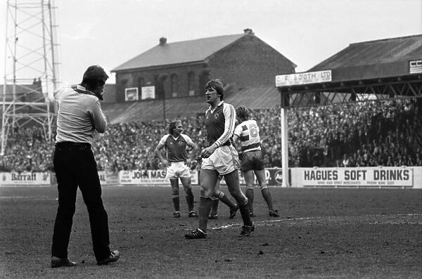 Rotherham United 1 v. Queens Park Rangers 0. March 1982 MF06-20-018 Local Caption