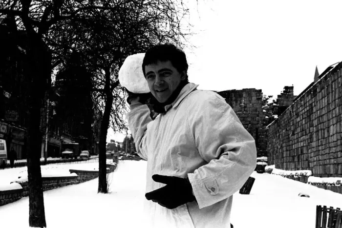 Framed Print : Rowan Atkinson during a flying a visit to Newcastle - having fun in the snow 14  /  01  /  87