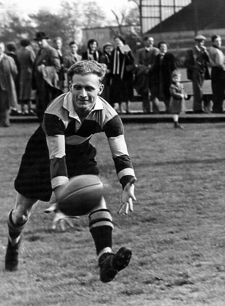 Roy Burnett, Newport Rugby Union player, match action, 1957