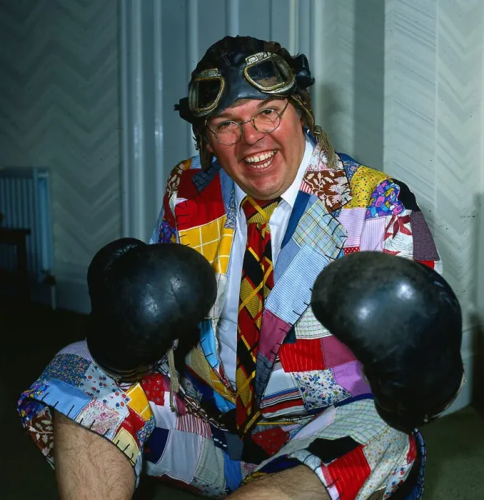 Framed Print : Roy Chubby Brown comedian April 1986 wearing boxing gloves Framed Print : Roy Chubby Brown comedian April 1986 wearing boxing gloves