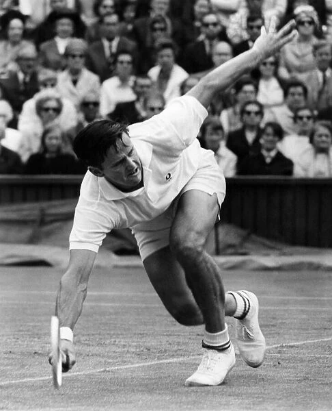Roy Emerson, in match against R. R. Maud. June 1967 P011386