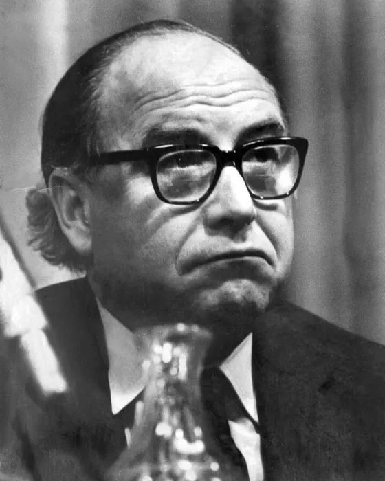 Framed Print : Roy Jenkins looking glum on podium at conference - February 1974 27 / 02 / 1974 Framed Print : Roy Jenkins looking glum on podium at conference - February 1974 27 / 02 / 1974