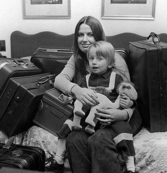 Roy Orbisons wife Barbara Anne Marie his son Wesley Oct 1973