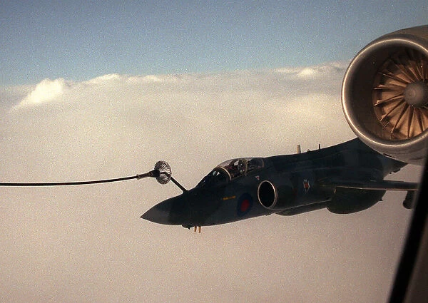 A Royal Air Force BAe Buccaneer S2B of 12 Squadron March 1992 refuels his aircraft