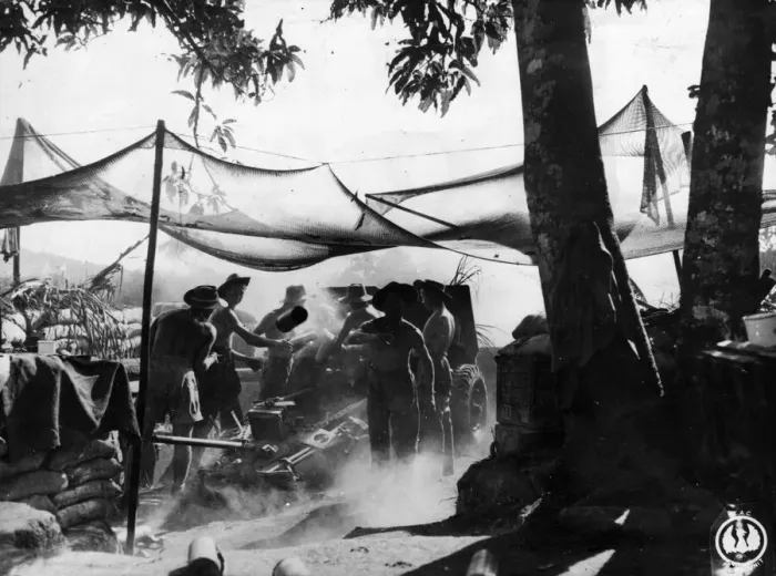 Framed Print : Royal Artillery battery fire against the Japanese in Pinwe. Circa January 1945 Framed Print : Royal Artillery battery fire against the Japanese in Pinwe. Circa January 1945