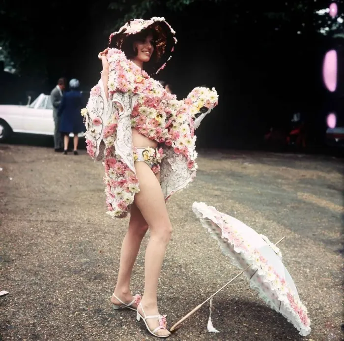 Framed Print : Royal Ascot 1968 fashion Tandy Cronin actress wearing flower covered outfit knickers hat