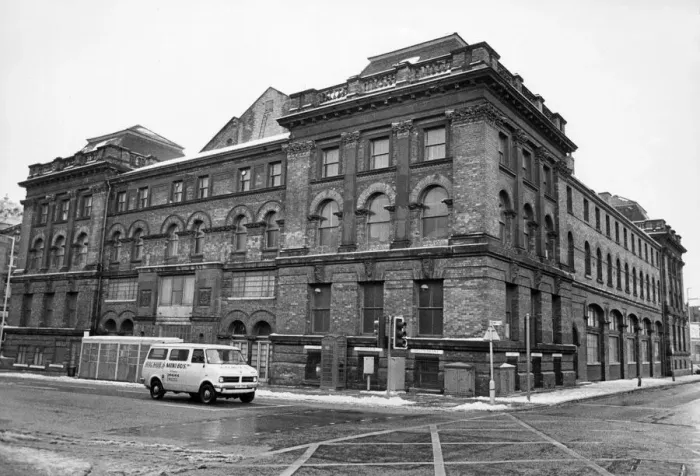 Framed Print : The Royal Exchange, Middlesbrough, 8th December 1981