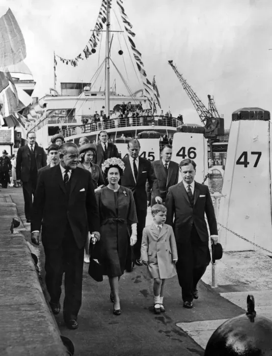 Framed Print : The Royal Family - except little Prince Edward - at Holyhead immediately before leaving Framed Print : The Royal Family - except little Prince Edward - at Holyhead immediately before leaving