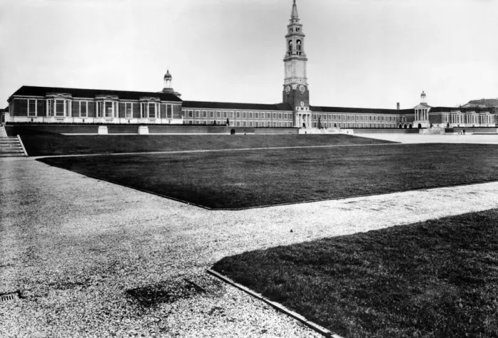 Framed Print : Royal Hospital School, Holbrook, Suffolk, England, 8th February 1933 Framed Print : Royal Hospital School, Holbrook, Suffolk, England, 8th February 1933