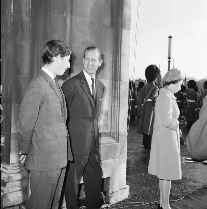 Framed Print : The Royal Mint in Llantrisant, Pontyclun, South Wales, was officially opened by The Queen