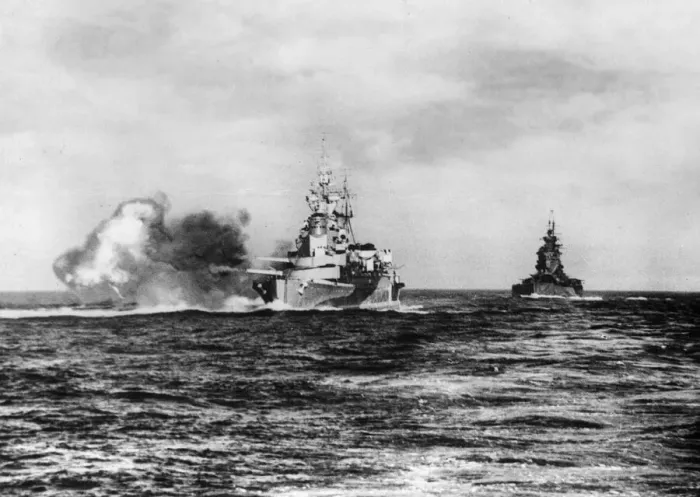Framed Print : The Royal Navy 32000 ton Renown Class cruiser HMS Renown firing a 15 inch salvo during Framed Print : The Royal Navy 32000 ton Renown Class cruiser HMS Renown firing a 15 inch salvo during