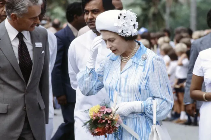 Framed Print : Royal Visit of Queen Elizabeth II and Prince Philip, Duke of Edinburgh to Sri Lanka