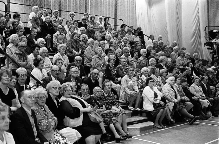 Framed Print : Royal Wedding Celebrations In Ulster July 1981 Some of the 300 pensioners who were