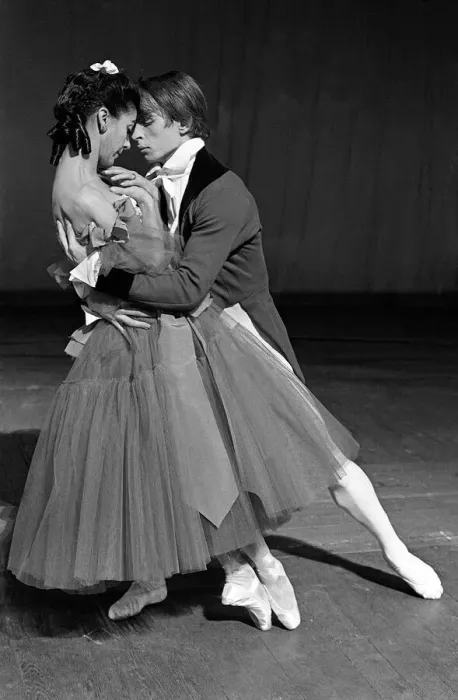 Framed Print : Rudolf Nureyev and Margot Fonteyn seen here during the press call for the Royal Ballets Framed Print : Rudolf Nureyev and Margot Fonteyn seen here during the press call for the Royal Ballets