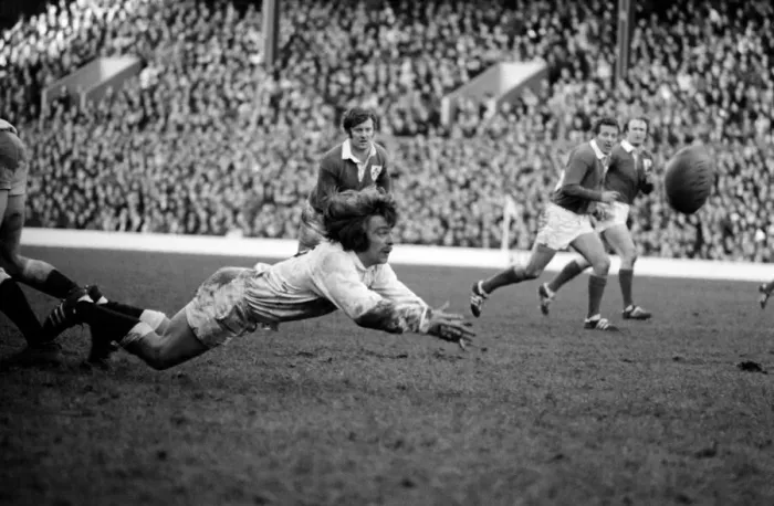 Framed Print : Rugby Union International: England v. Ireland. February 1972 72-1415-063 Framed Print : Rugby Union International: England v. Ireland. February 1972 72-1415-063