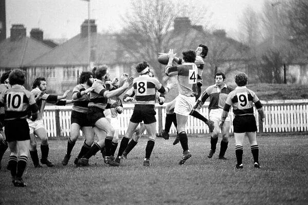 Rugby Union Matches: Harlequins (18) vs. Newport (6). December 1974 74-7565-010