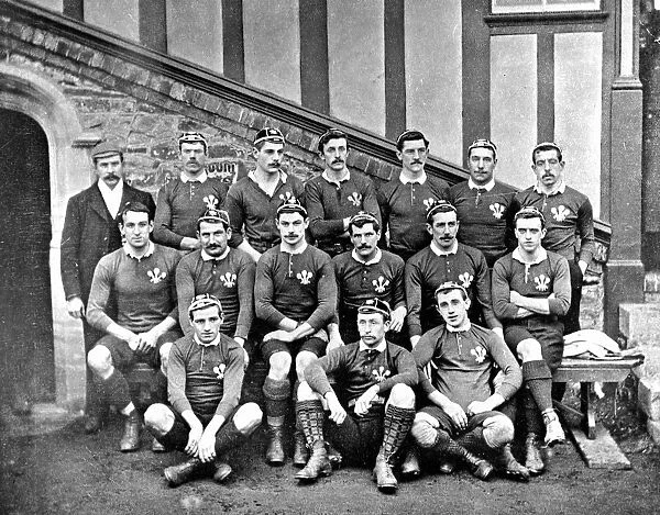 Rugby - Wales - Welsh Rugby Team - 1895 to play England - Back Row - T