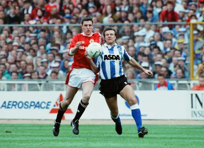 Framed Print : Rumbelows Cup Cup Final at Wembley Stadium. Sheffield Wednesday 1 v Manchester Framed Print : Rumbelows Cup Cup Final at Wembley Stadium. Sheffield Wednesday 1 v Manchester
