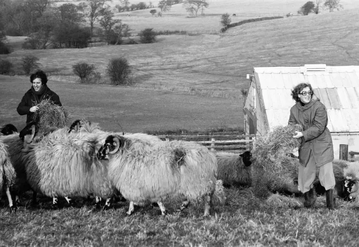 Framed Print : Russell Harty & close friend Madge Hindle, pictured at their farm house near the market Framed Print : Russell Harty & close friend Madge Hindle, pictured at their farm house near the market