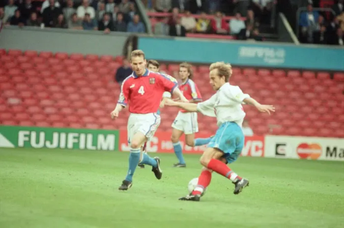 Framed Print : Russia 3-3 Czech Republic, Euro 1996 Group C match at Anfield
