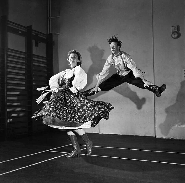 Russian Folk Dancers. April 1953 D1939-002