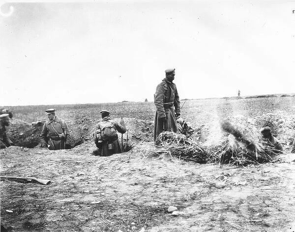 Russian troops digging trenches along the Eastern Front in 1914