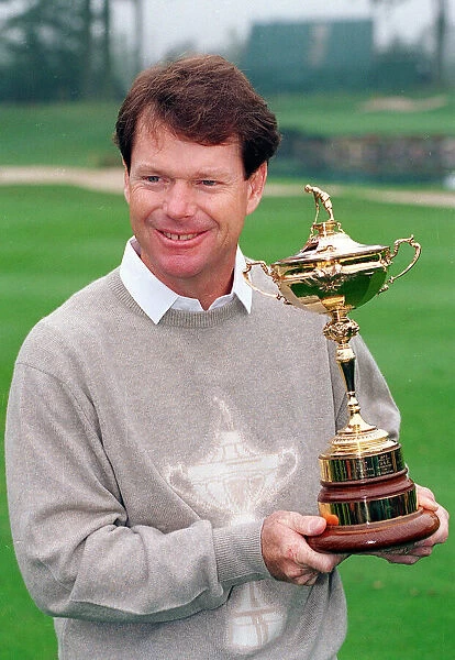 Ryder Cup Europe v USA The Belfry September 1993 Tom Watson the team captain of