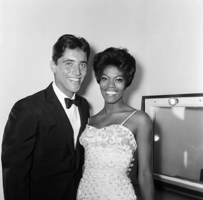 Framed Print : Sacha Distel and Dionne Warwick at the BBC TV theatre, Shepherds Bush, London Framed Print : Sacha Distel and Dionne Warwick at the BBC TV theatre, Shepherds Bush, London