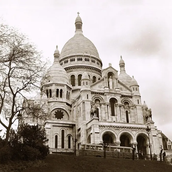 Framed Print : Sacre Coeur Paris France - external view of the building church building Framed Print : Sacre Coeur Paris France - external view of the building church building