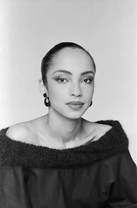 Framed Print : Sade, pictured in the studio, March 1984. Helen Folasade Adu Framed Print : Sade, pictured in the studio, March 1984. Helen Folasade Adu