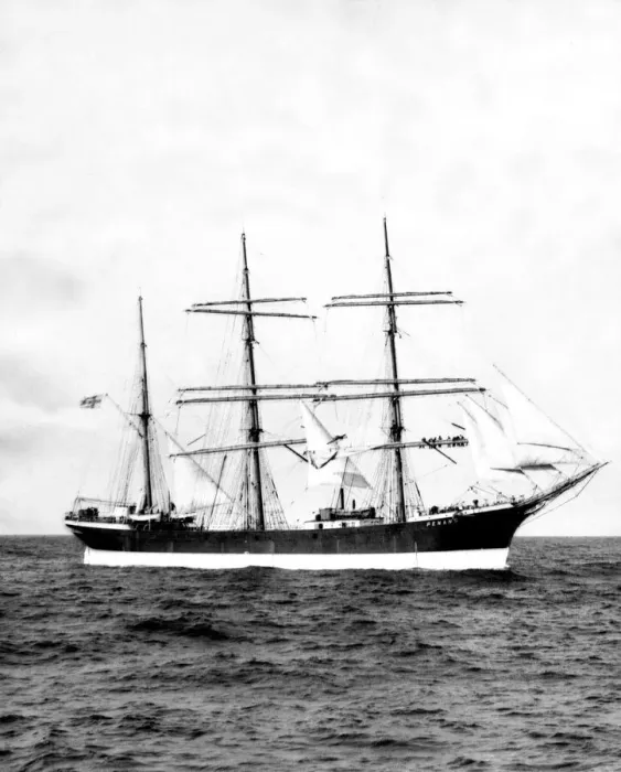Framed Print : Sailing ship the Penang approching the River Tees Framed Print : Sailing ship the Penang approching the River Tees