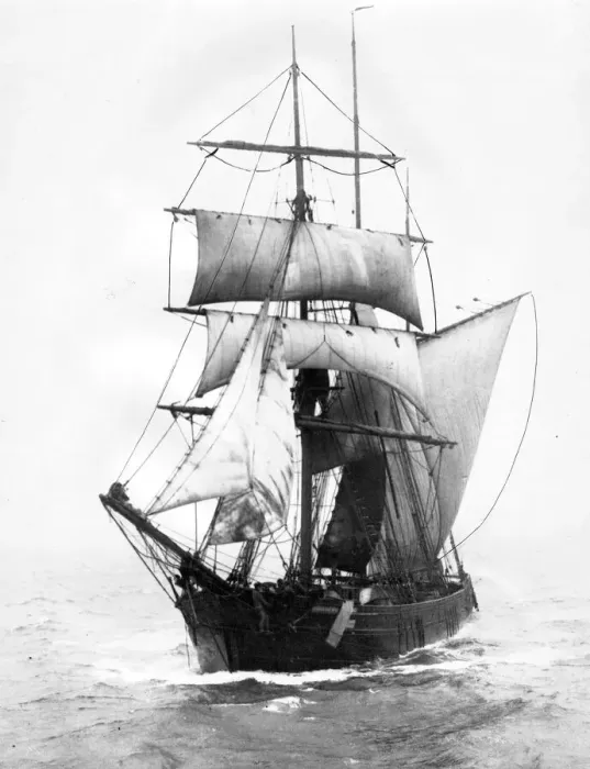 Framed Print : The sailing ship Waterwitch leaving Sunderland Harbour