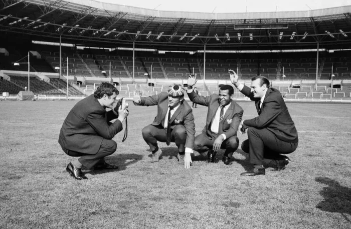 Framed Print : Salford Red Devils rugby league team members inspect the pitch at Wembley Stadium ahead Framed Print : Salford Red Devils rugby league team members inspect the pitch at Wembley Stadium ahead