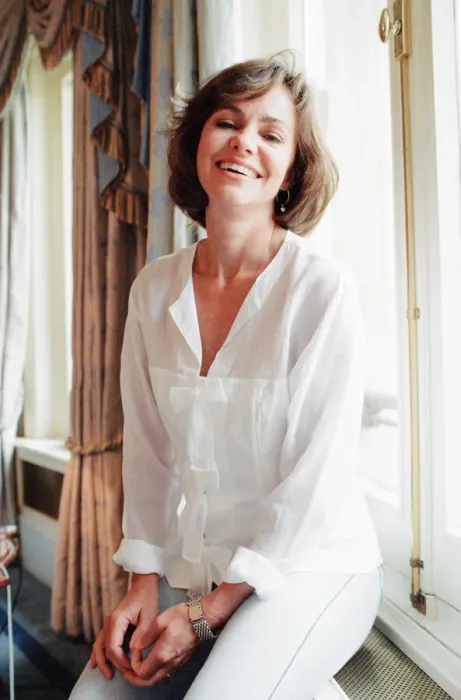 Framed Print : Sally Field, american actress, in the UK to promote new film, Soapdish Framed Print : Sally Field, american actress, in the UK to promote new film, Soapdish