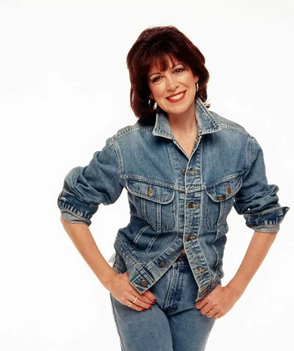Framed Print : Sally James TV presenter studio shots June 1999 former presenter of childrens TV Framed Print : Sally James TV presenter studio shots June 1999 former presenter of childrens TV