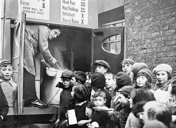 A Salvation Army motor kitchen visits Byker, Newcastle