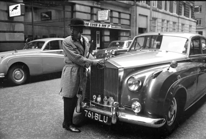 Framed Print : Sammy Davis Jnr. in London polishing his new Rolls Royce. 31st March 1963 Framed Print : Sammy Davis Jnr. in London polishing his new Rolls Royce. 31st March 1963